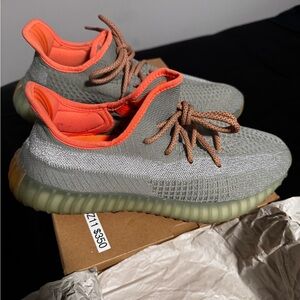Adidas Yeezy Boost 350 V2 Sneakers